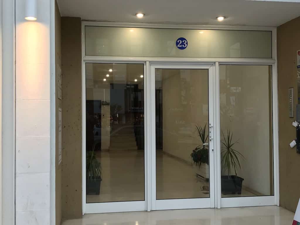 access control on commercial aluminium doors