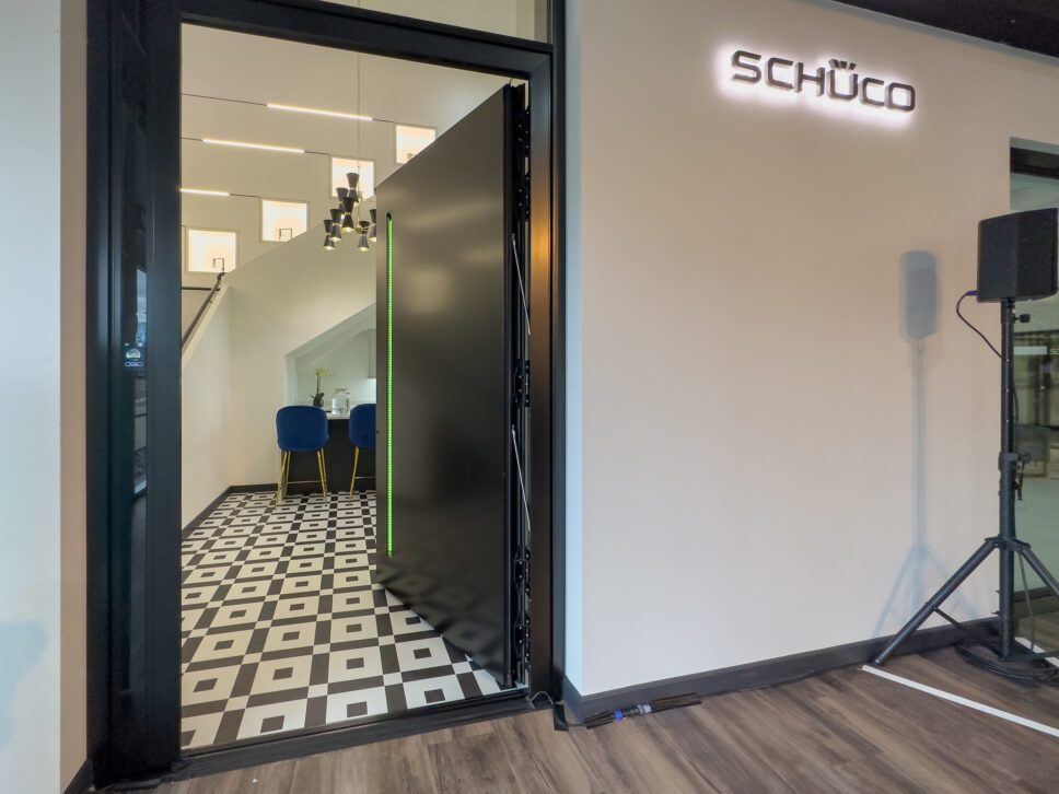 schüco front door with barrier-free low threshold